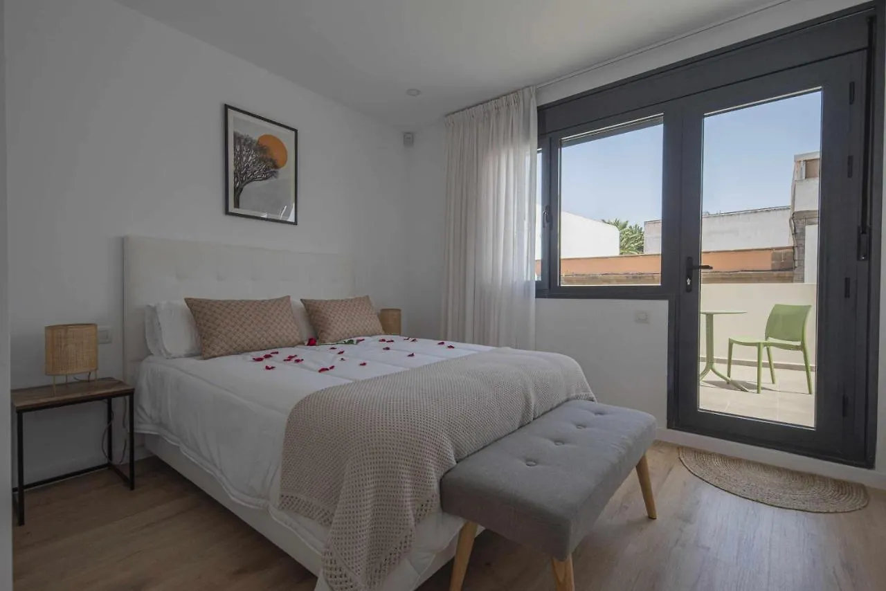 Los Adelantados El Aljibe Live Canarias La Laguna  Tatil Evi